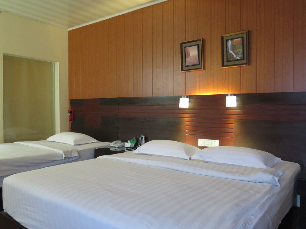 Hotel Essencia Dumaguete City Exterior photo